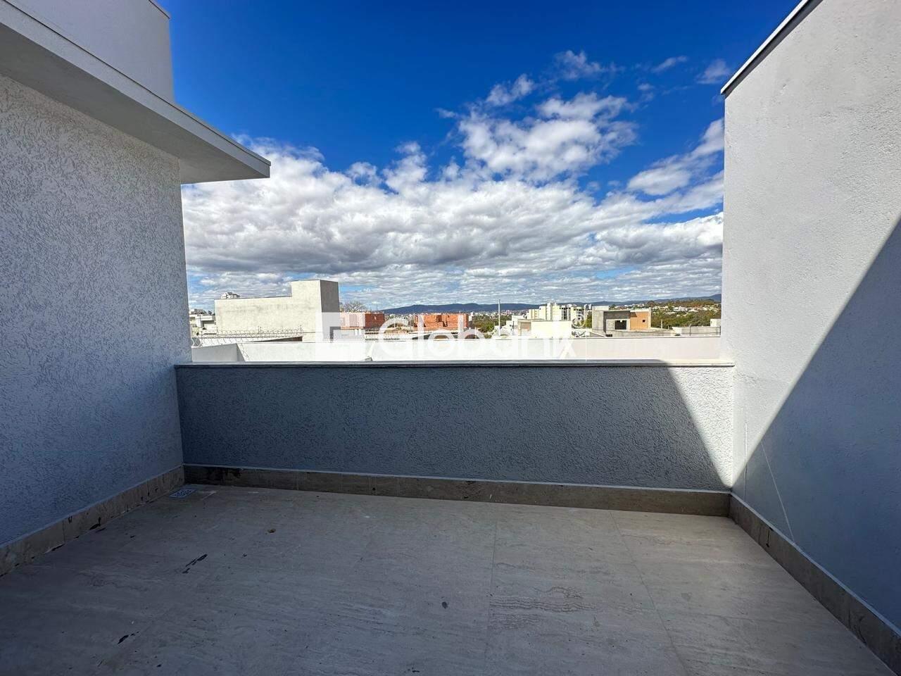 Casa 3 quartos à venda Ibituruna 230m² Montes Claros MG: rea superior