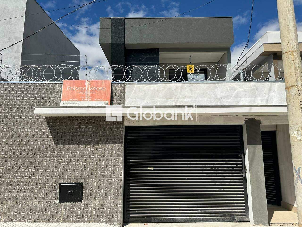 Casa 3 quartos à venda Ibituruna 230m² Montes Claros MG: Fachada