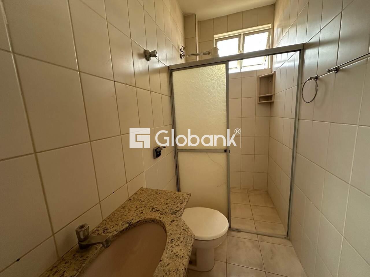 Apartamento 3 quartos à venda Cidade Nova 80m² Montes Claros MG: Banheiro social