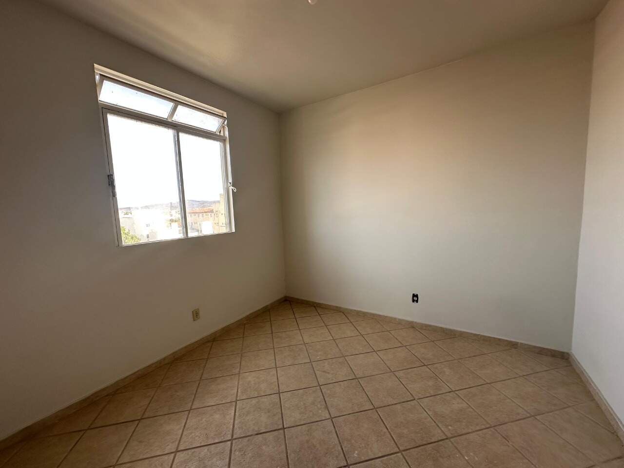 Apartamento 3 quartos para aluguel Cidade Nova 80m² Montes Claros MG: Quarto