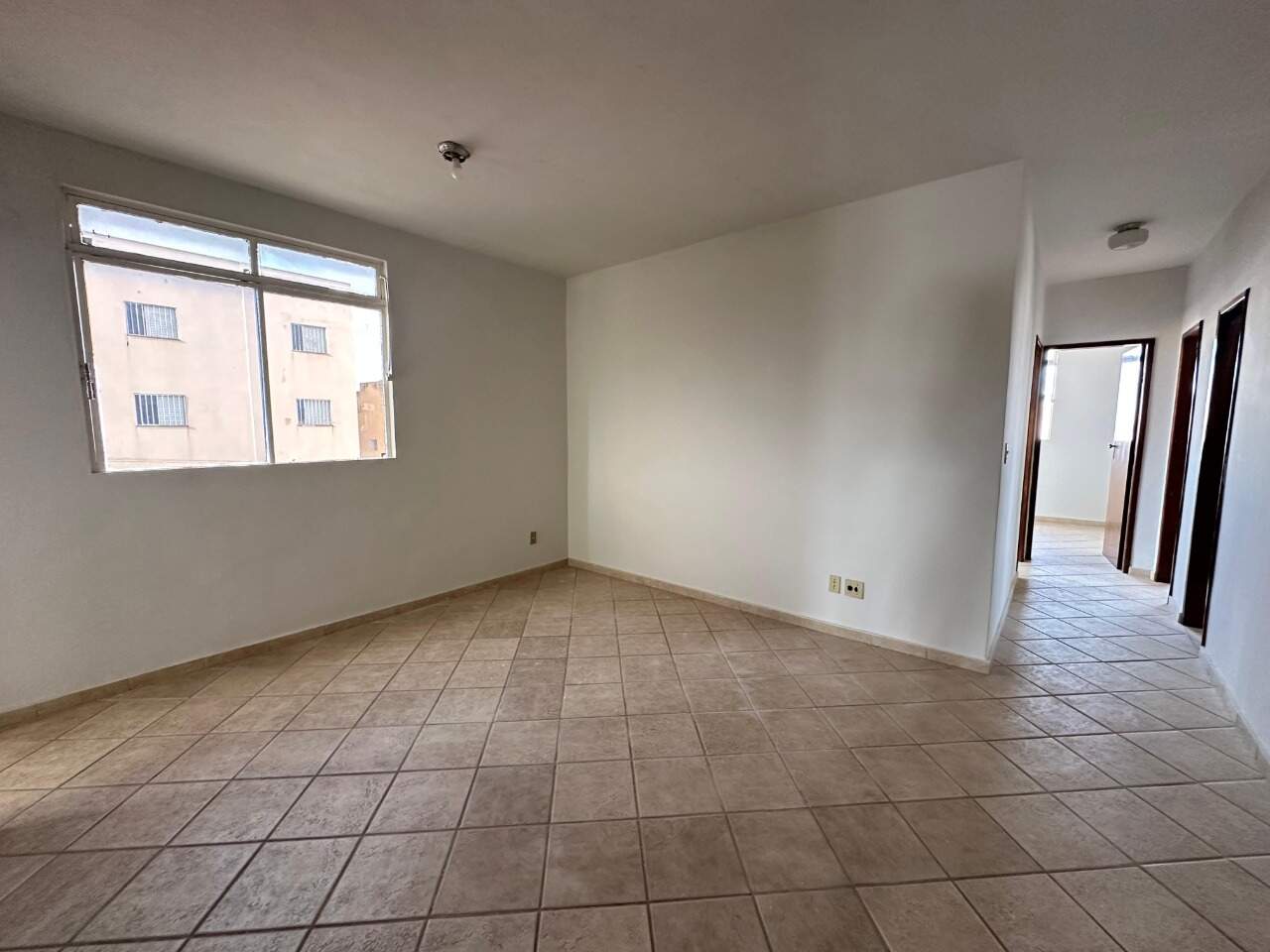 Apartamento 3 quartos para aluguel Cidade Nova 80m² Montes Claros MG: Sala