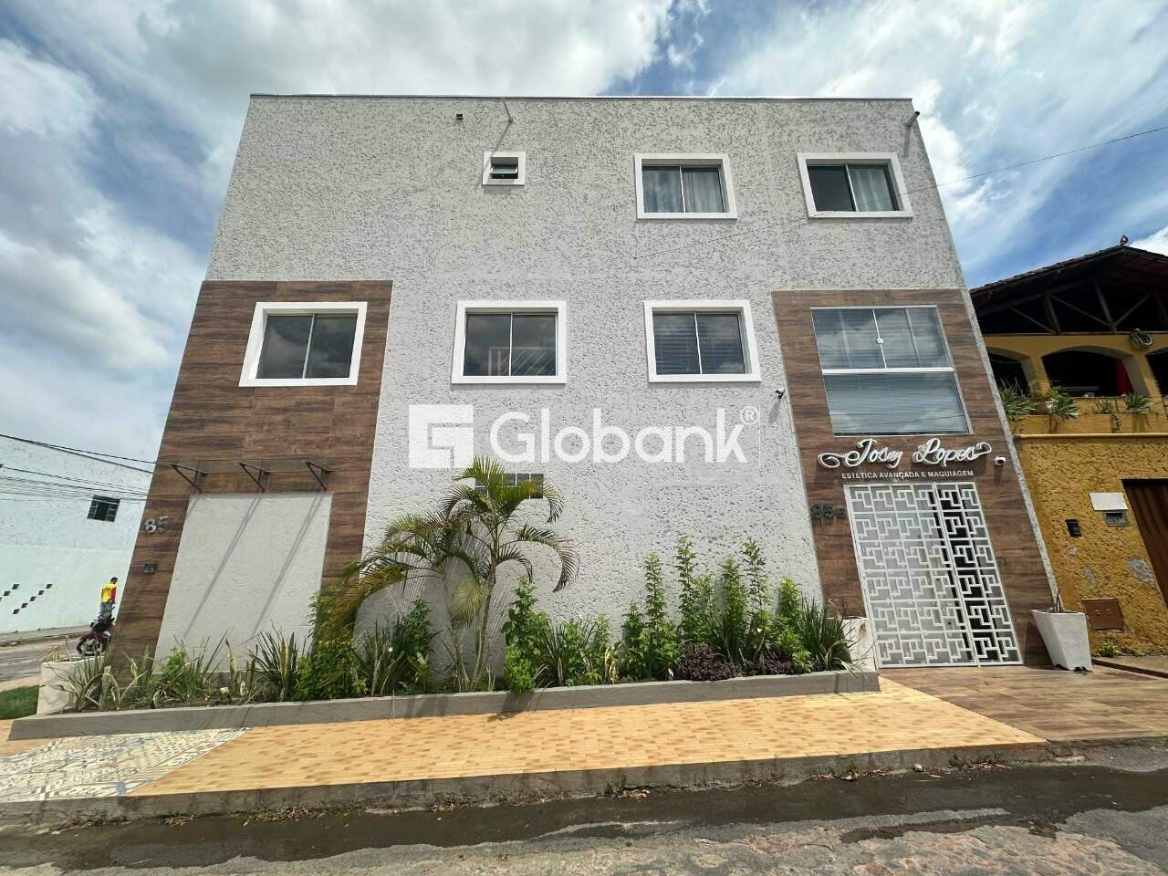 Sala comercial para aluguel Edgar Pereira 25m² Montes Claros MG: Fachada