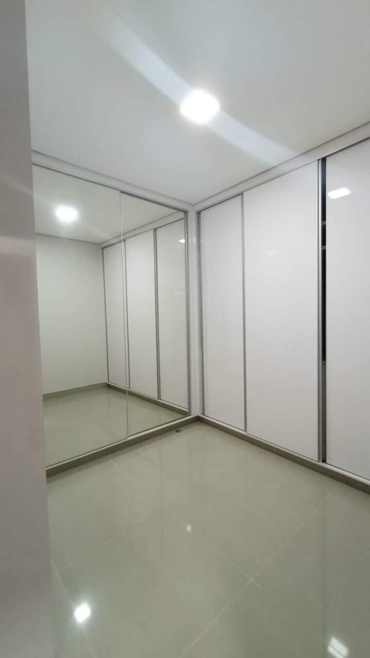 Casa 5 quartos à venda Sapucaia 350m² Montes Claros MG: Quarto