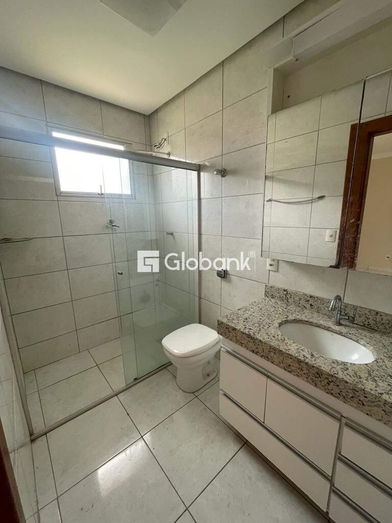 Apartamento 4 quartos à venda Major Prates 165m² Montes Claros MG: Banheiro social