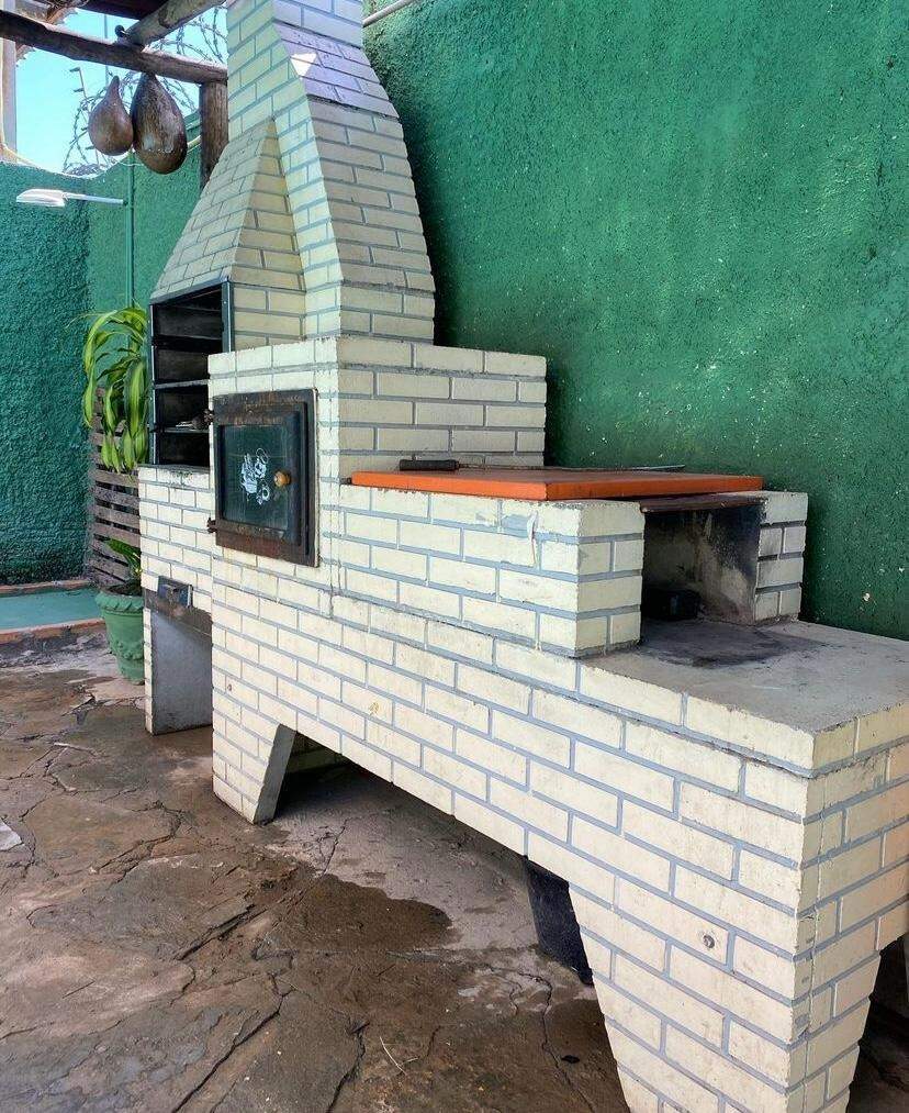 Galpão para aluguel Santa Rita I 125m² Montes Claros MG: rea Goumert