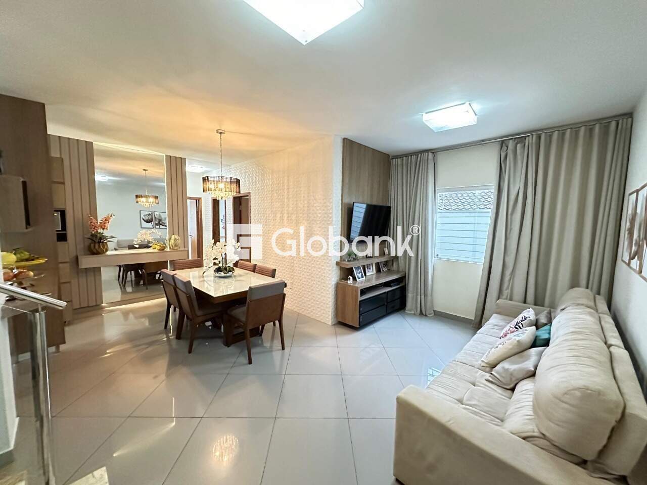 Cobertura 3 quartos à venda Ibituruna 170m² Montes Claros MG: Sala