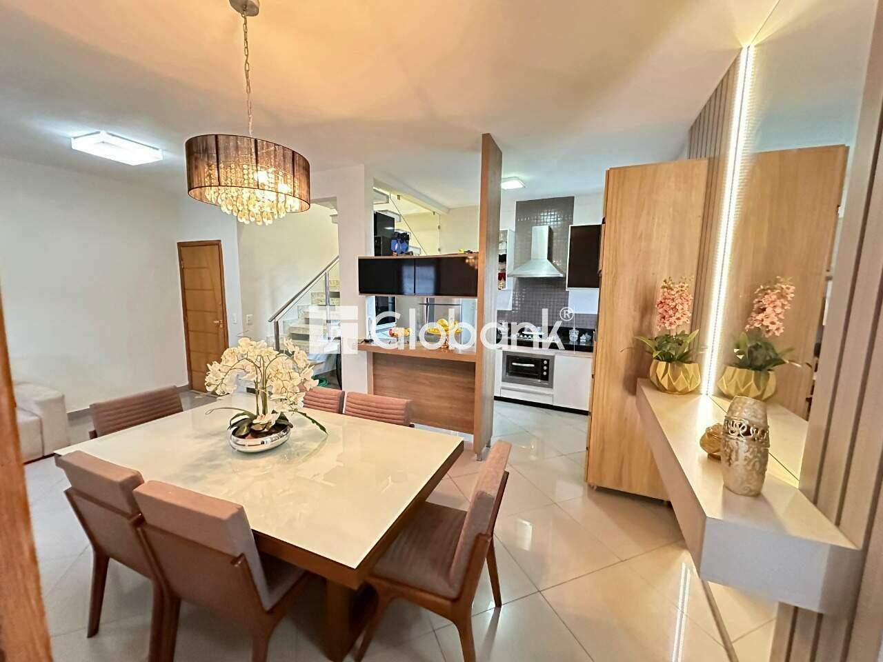 Cobertura 3 quartos à venda Ibituruna 170m² Montes Claros MG: Sala