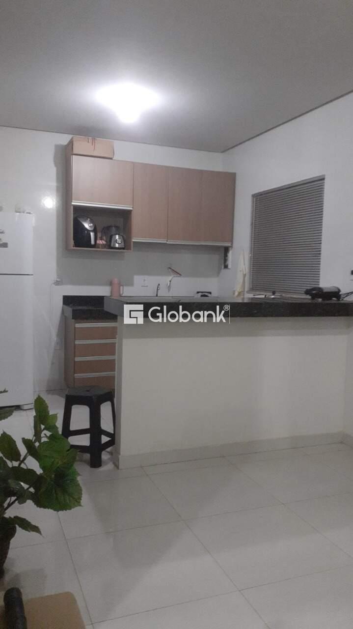 Casa 3 quartos à venda Belvedere 110m² Montes Claros MG: Cozinha