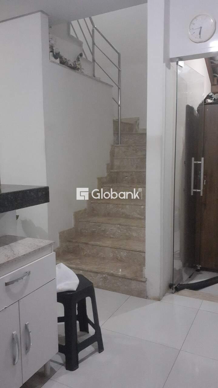 Casa 3 quartos à venda Belvedere 110m² Montes Claros MG: 