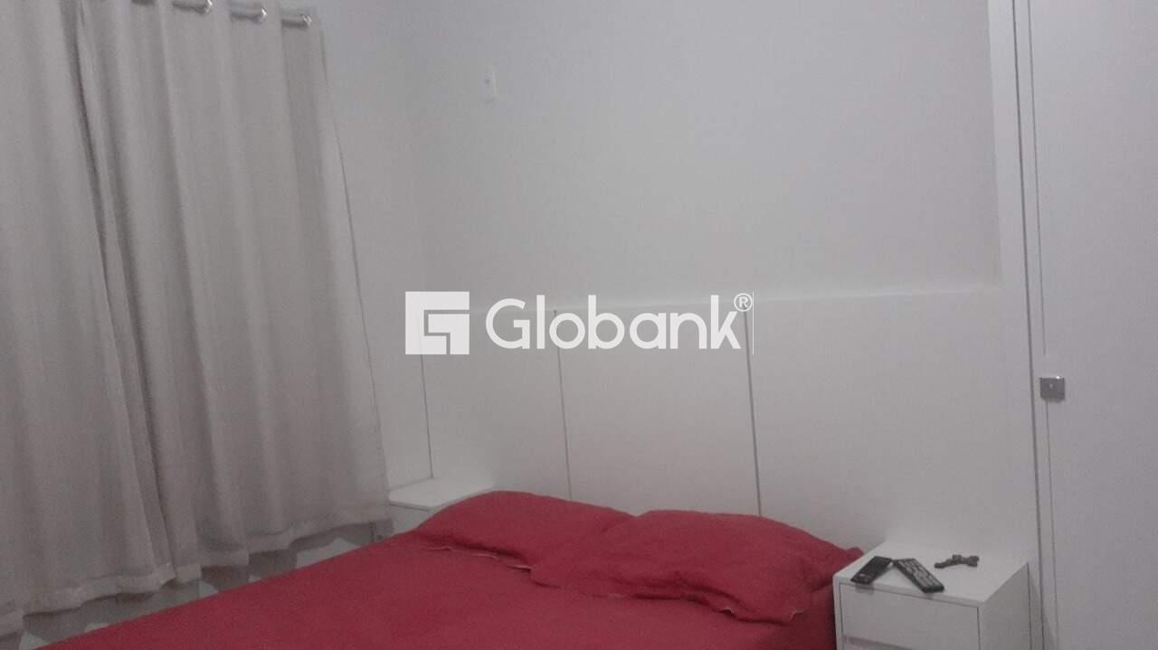 Casa 3 quartos à venda Belvedere 110m² Montes Claros MG: Dormit rio 02