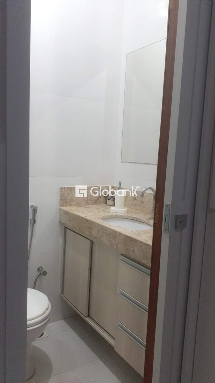 Casa 3 quartos à venda Belvedere 110m² Montes Claros MG: 