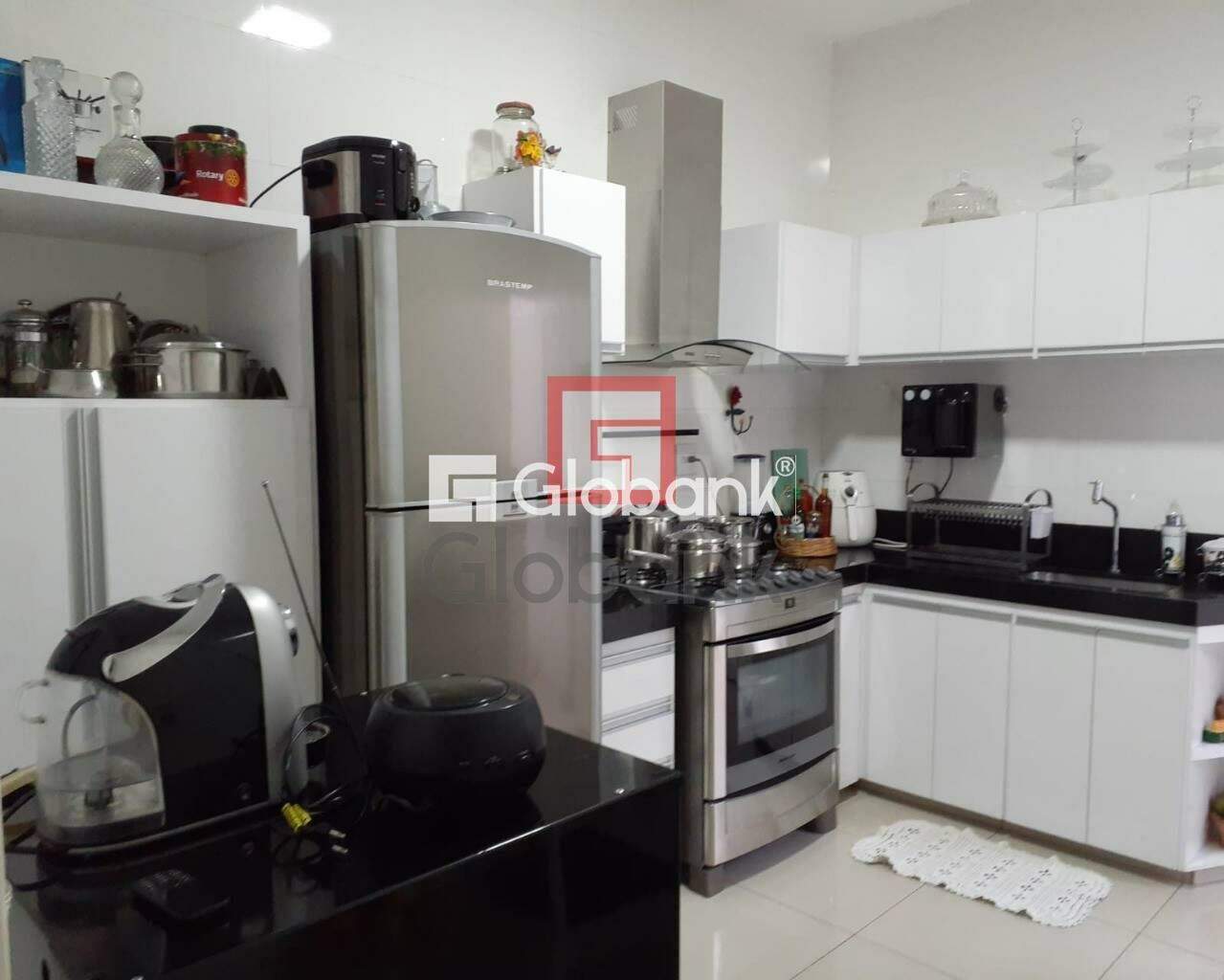Casa 4 quartos à venda Jardim São Luiz 220m² Montes Claros MG: Foto 02 | Foto_migracao | 2