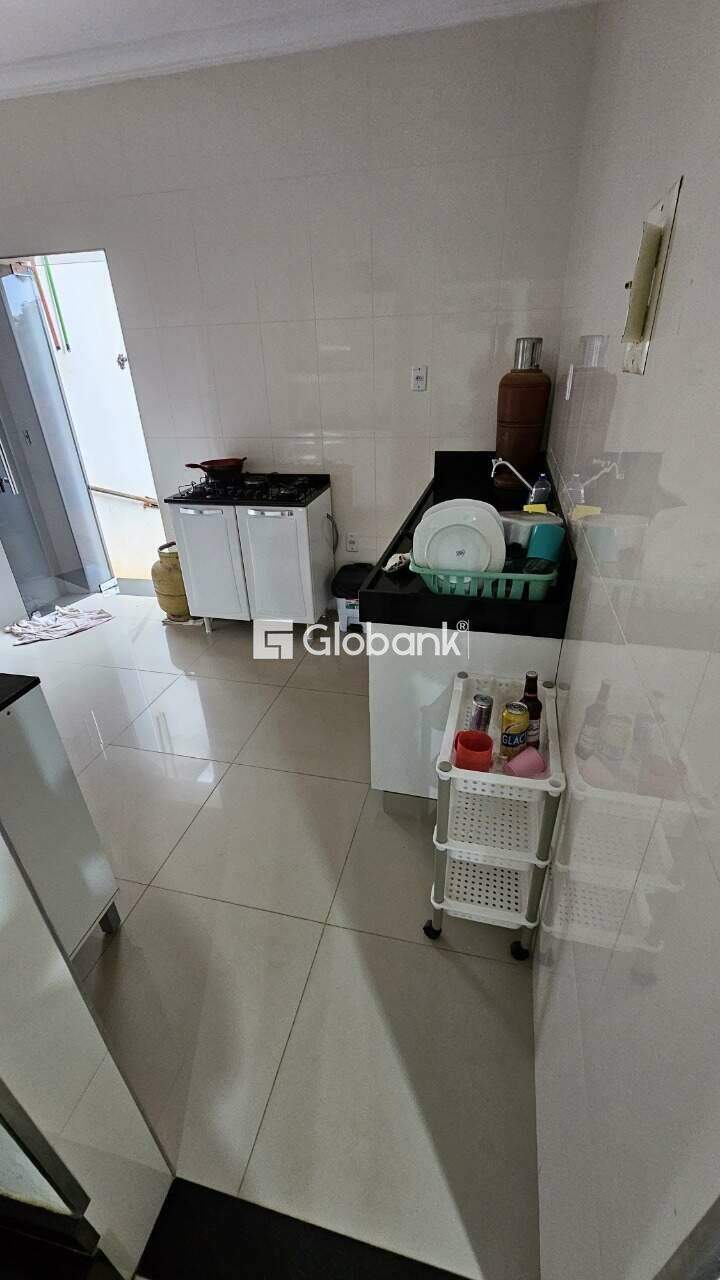 Casa 6 quartos à venda Jardim Palmeiras 0m² Montes Claros MG: Cozinha