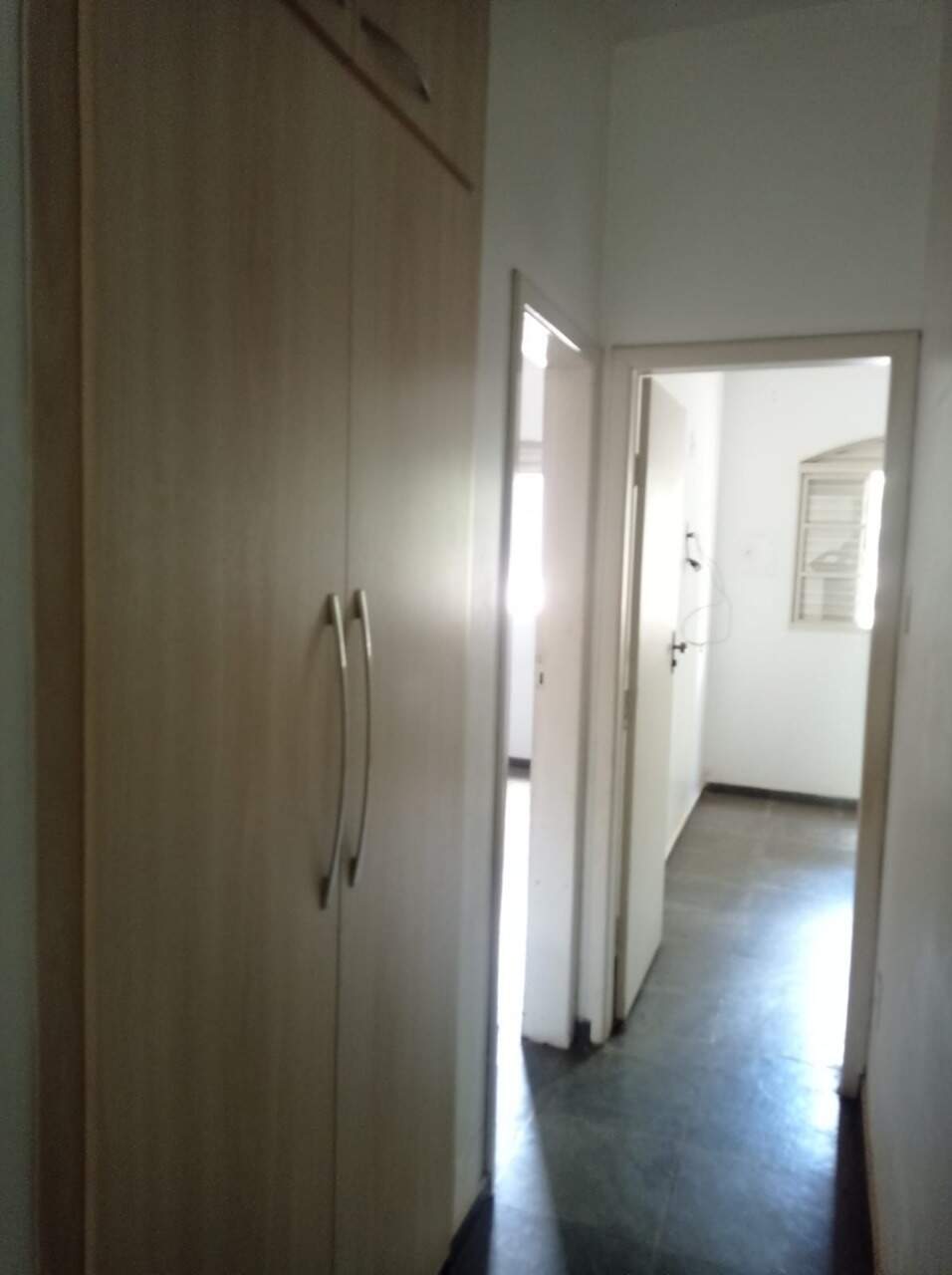 Casa 3 quartos à venda Jaraguá 300m² Montes Claros MG: Closet