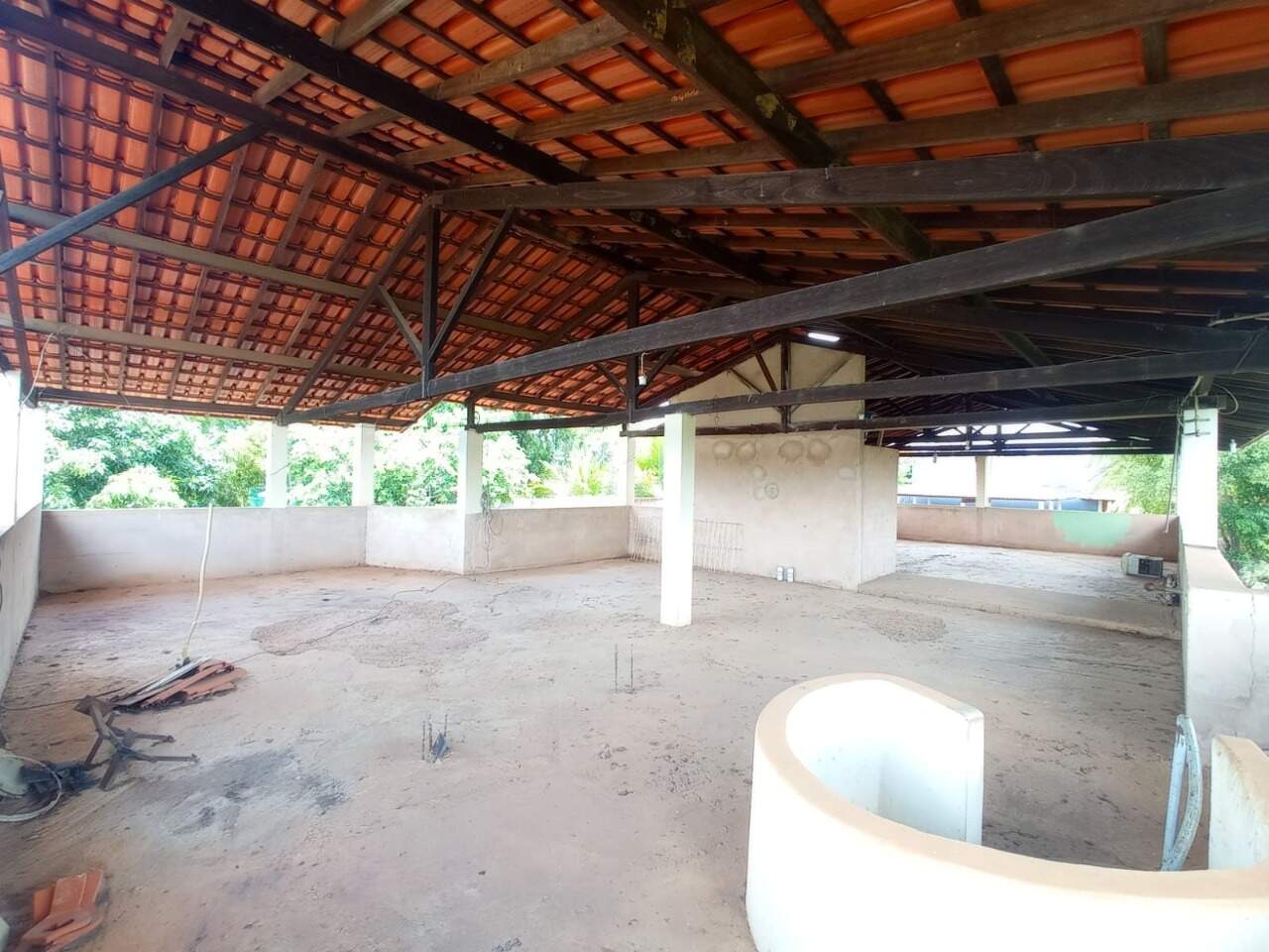 Casa 3 quartos à venda Jaraguá 300m² Montes Claros MG: Varanda