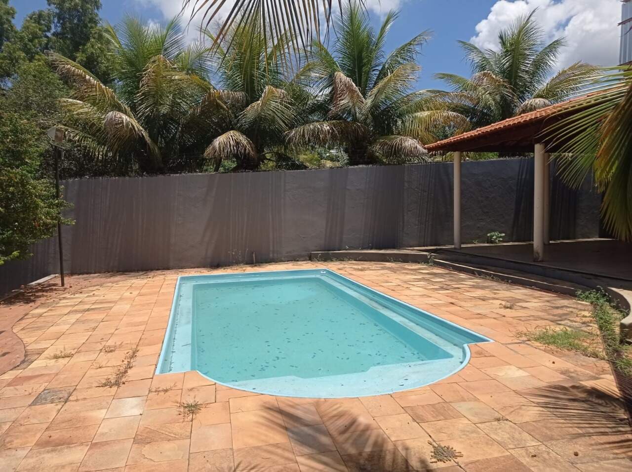 Casa 3 quartos à venda Jaraguá 300m² Montes Claros MG: Piscina