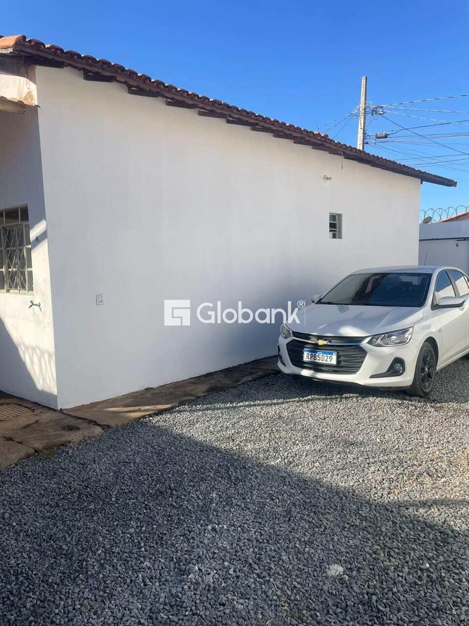 Casa 3 quartos à venda Planalto 70m² Montes Claros MG: QUINTAL