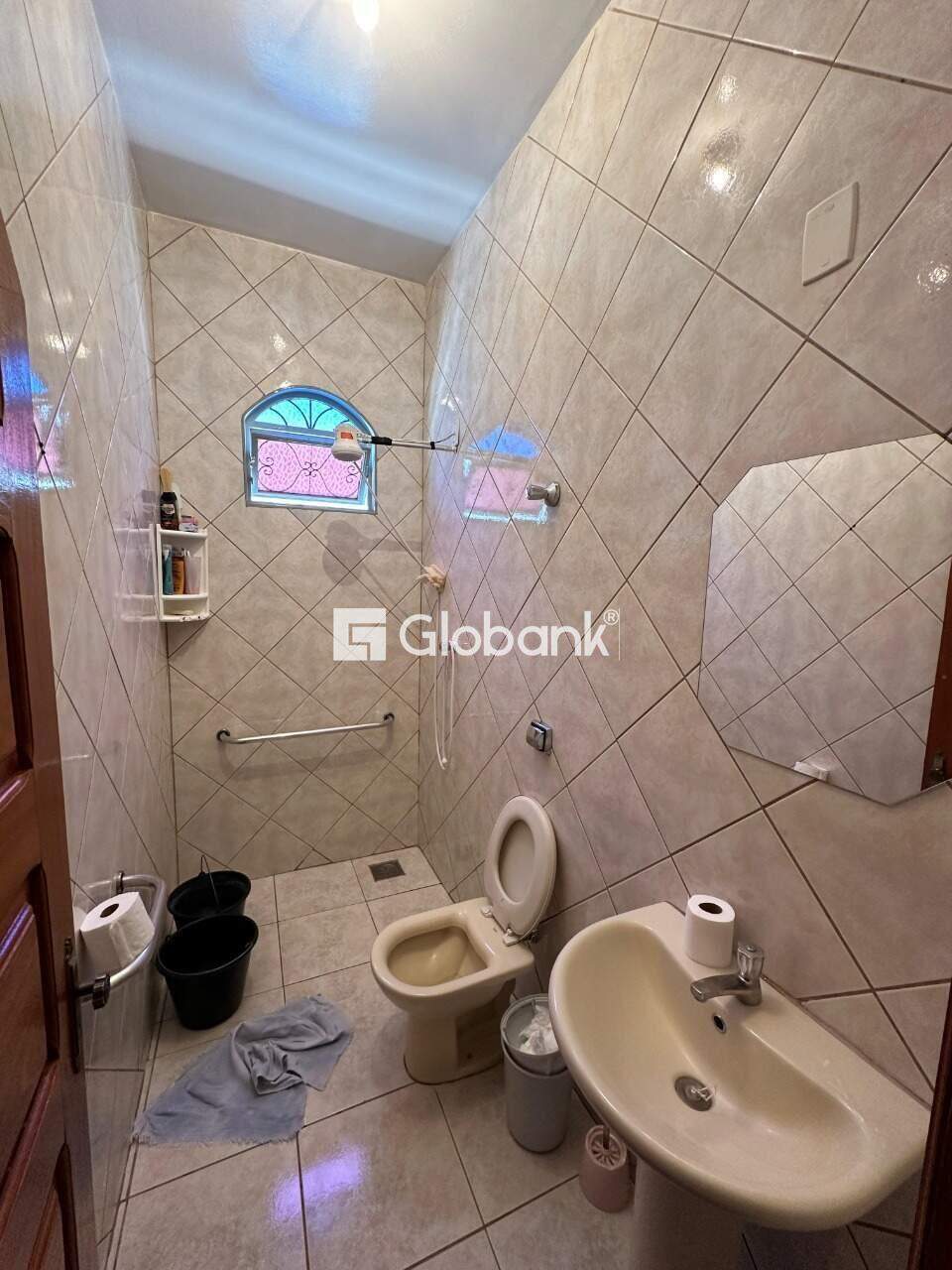 Casa 3 quartos à venda Cidade Nova 180m² Montes Claros MG: Banheiro