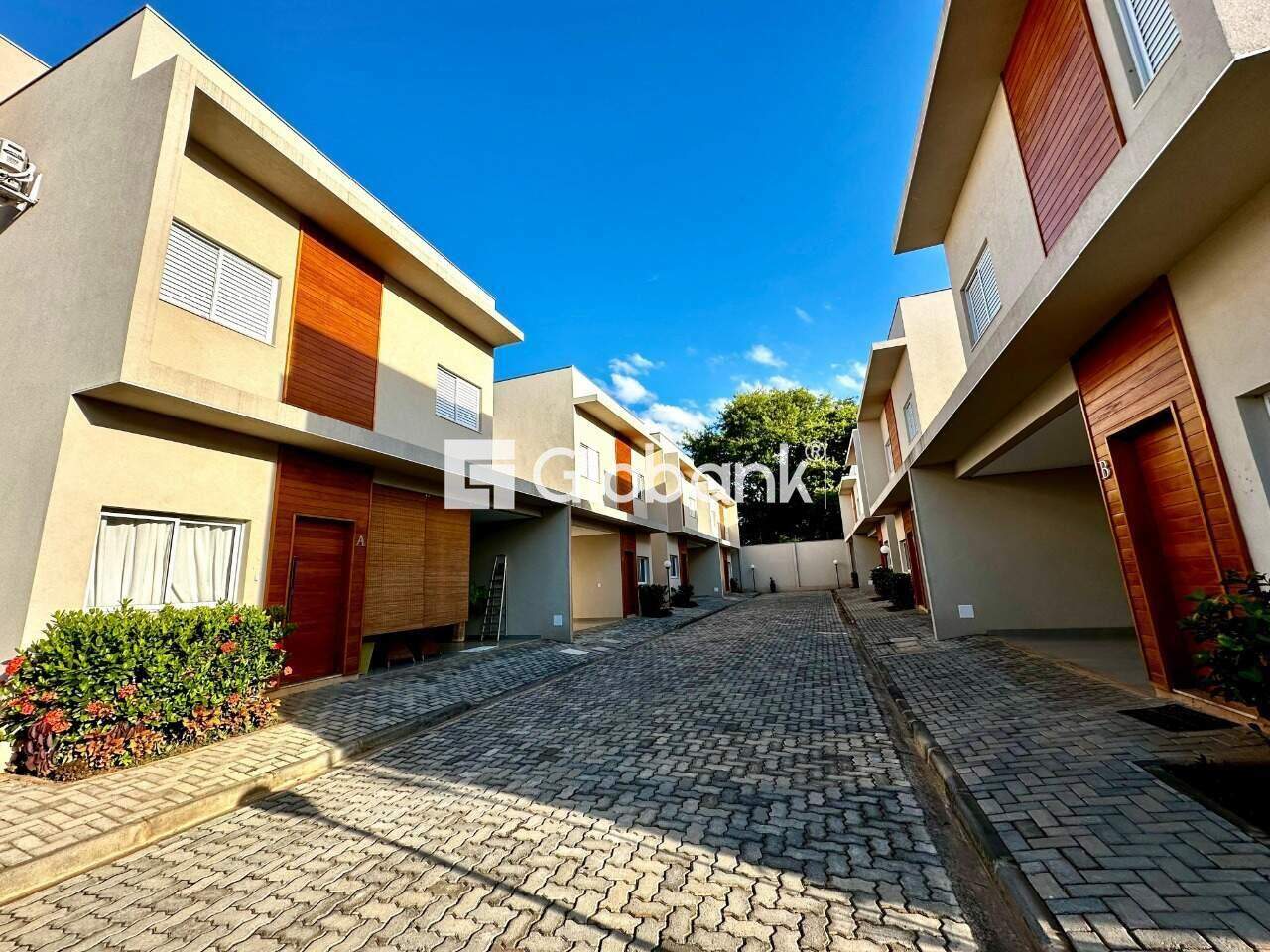 Casa 3 quartos à venda Loteamento Reserva Real 153,96m² Montes Claros MG: Fachada