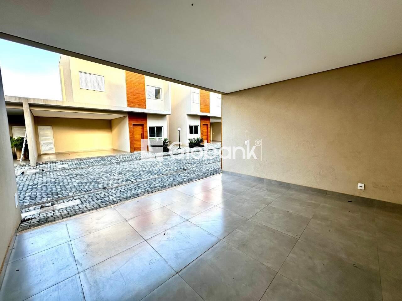 Casa 3 quartos para aluguel Loteamento Reserva Real 153,96m² Montes Claros MG: Garagem