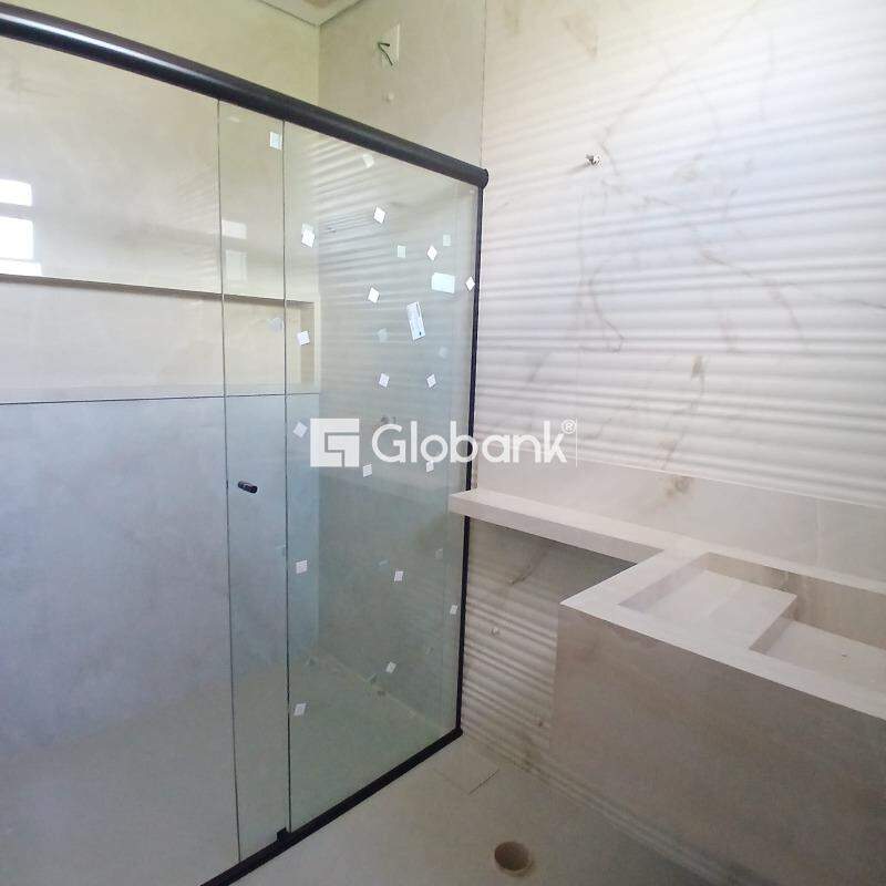 Casa 4 quartos à venda Ibituruna 200m² Montes Claros MG: 