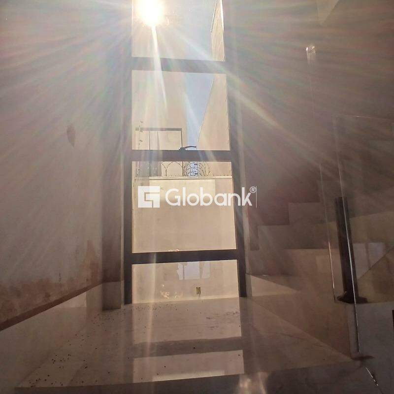 Casa 4 quartos à venda Ibituruna 200m² Montes Claros MG: 