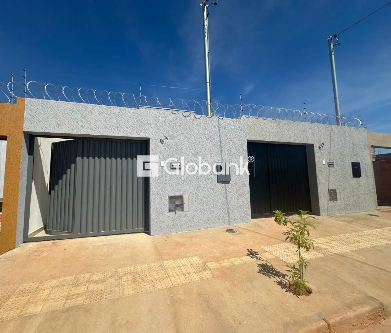 Casa 2 quartos à venda Residencial Terra Jardim 47m² Montes Claros MG: Fachada