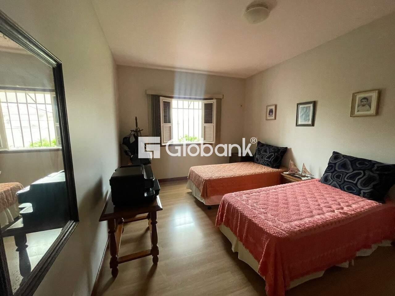 Casa 4 quartos à venda Morada do Sol 255m² Montes Claros MG: Dormit rio