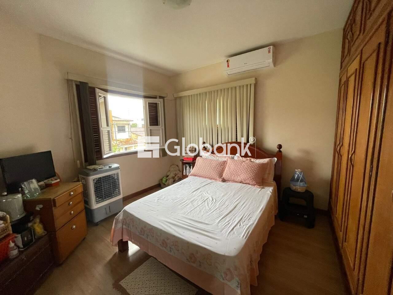 Casa 4 quartos à venda Morada do Sol 255m² Montes Claros MG: Dormit rio