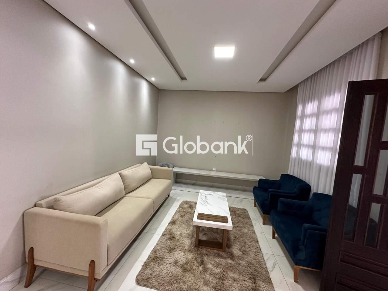 Casa 3 quartos à venda Barcelona Park 230m² Montes Claros MG: Sala de estar