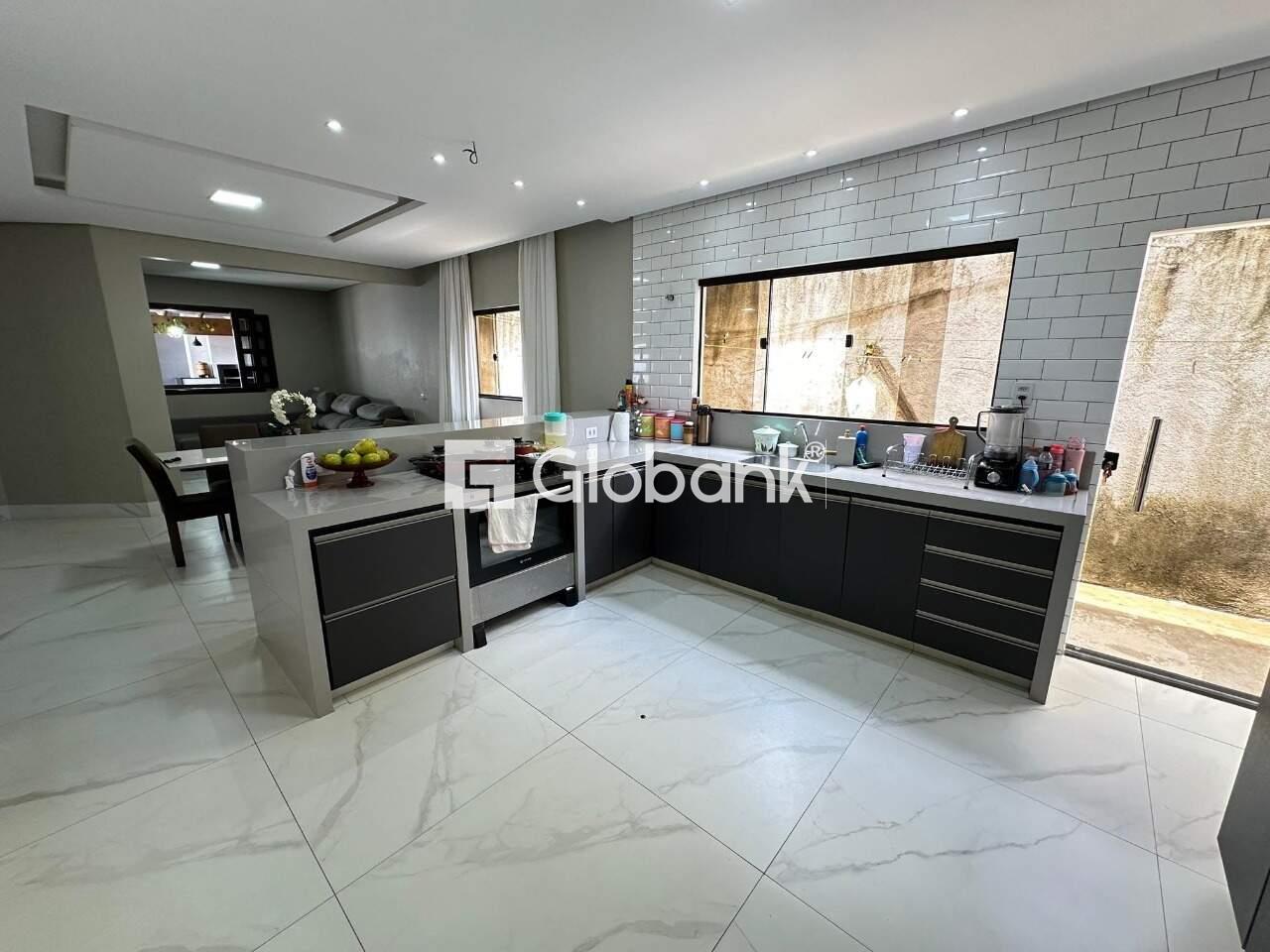 Casa 3 quartos à venda Barcelona Park 230m² Montes Claros MG: Coxinha com planejados