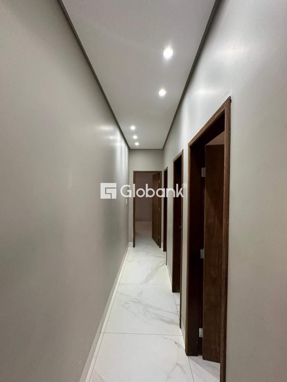 Casa 3 quartos à venda Barcelona Park 230m² Montes Claros MG: Corredor