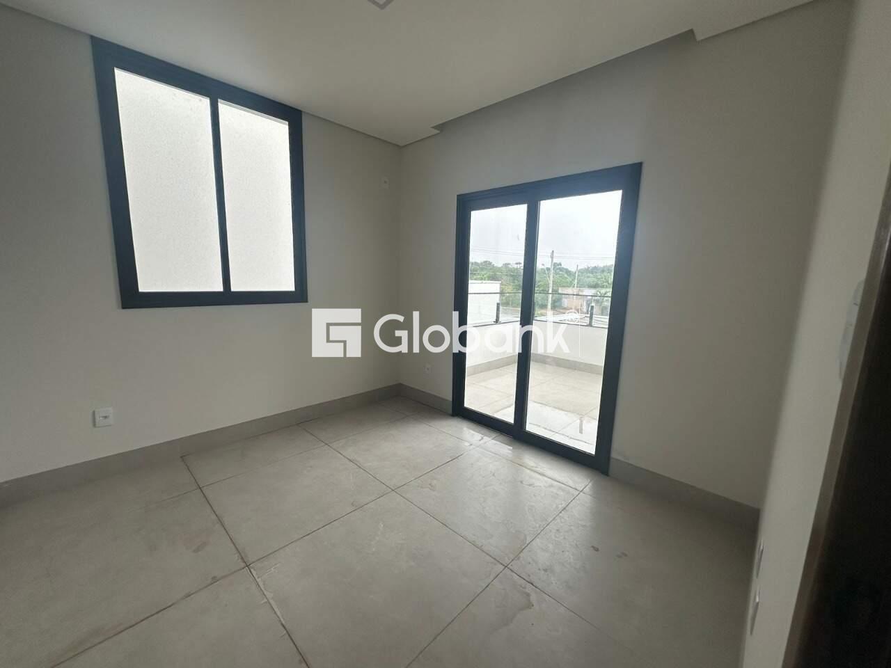 Casa 3 quartos à venda Loteamento Reserva Real 156,73m² Montes Claros MG: Quarto com varanda