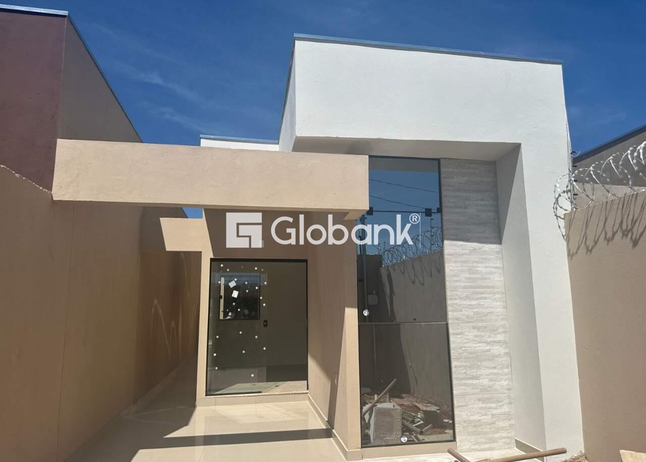 Casa 2 quartos à venda Residencial Terra Jardim 47m² Montes Claros MG: Fachada
