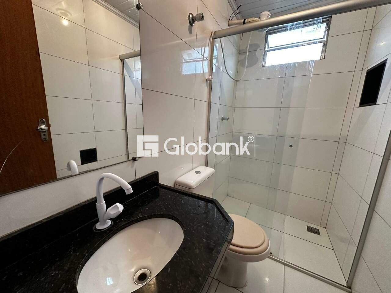 Apartamento 2 quartos para aluguel Edgar Pereira 45m² Montes Claros MG: Banheiro Social