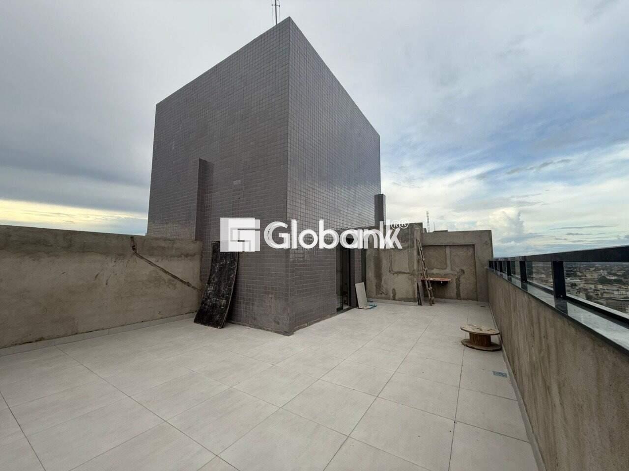 Apartamento 3 quartos à venda Centro 179,51m² Montes Claros MG: 24