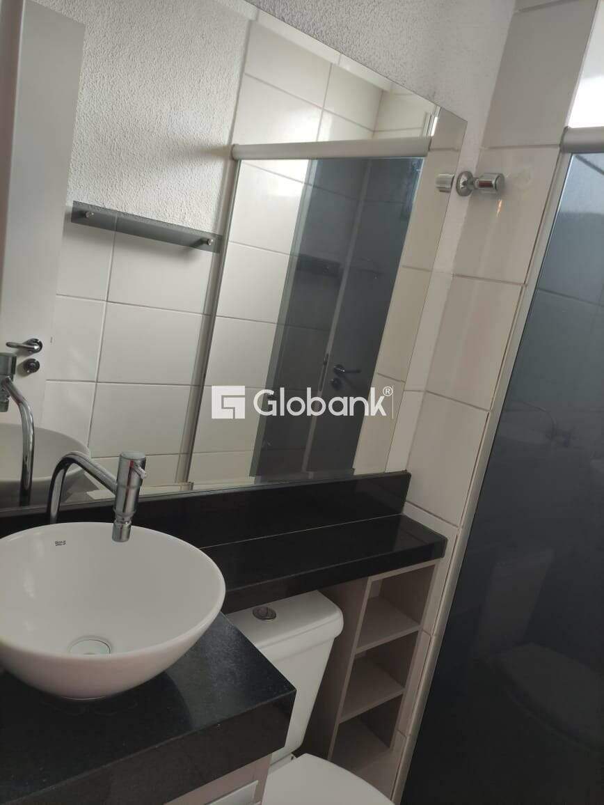 Apartamento 2 quartos à venda São Judas Tadeu 0m² Montes Claros MG: Banheiro social