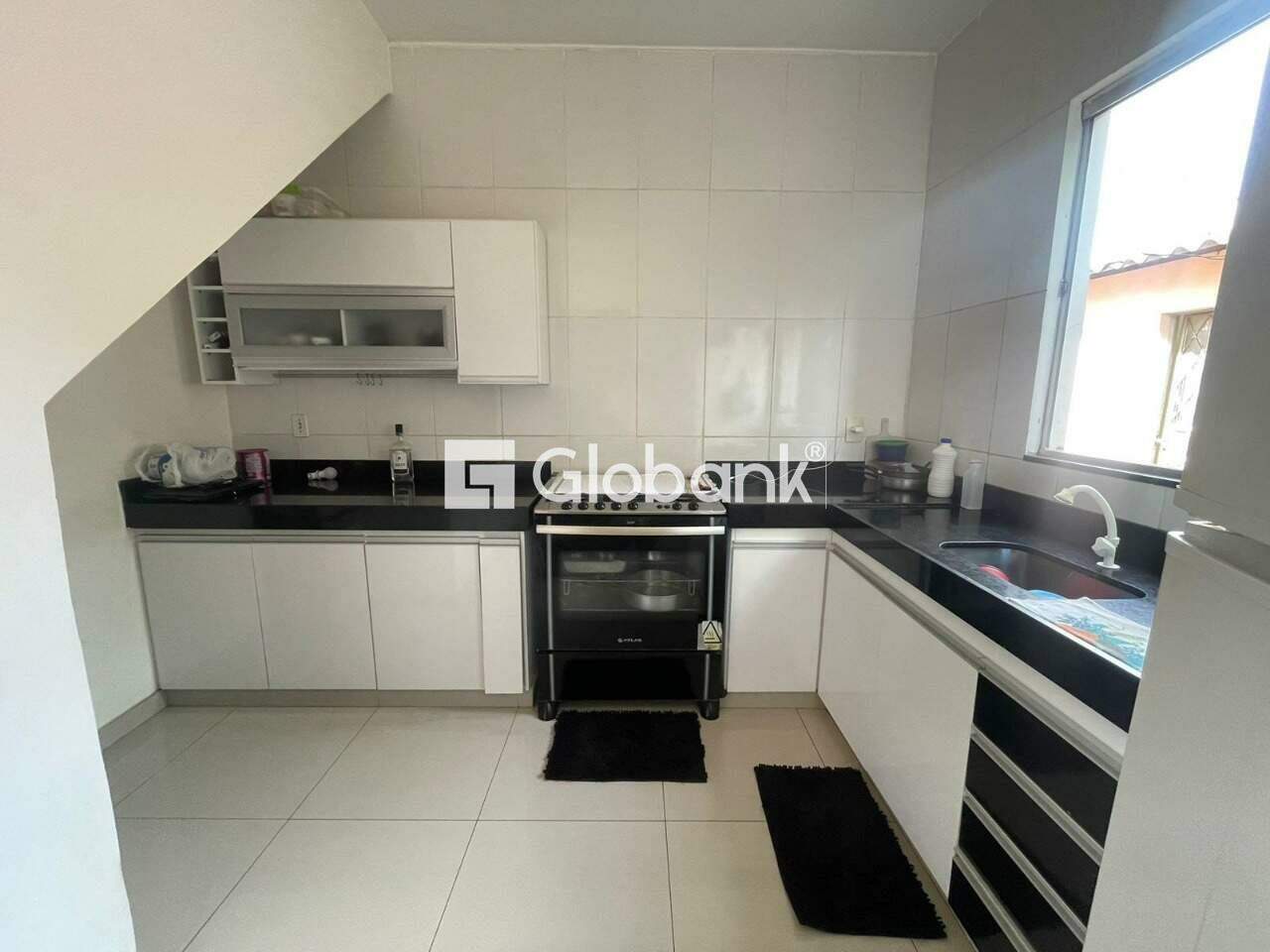 Casa 3 quartos à venda Francisco Peres I 200m² Montes Claros MG: COZINHA COM ARM RIOS - CASA 02
