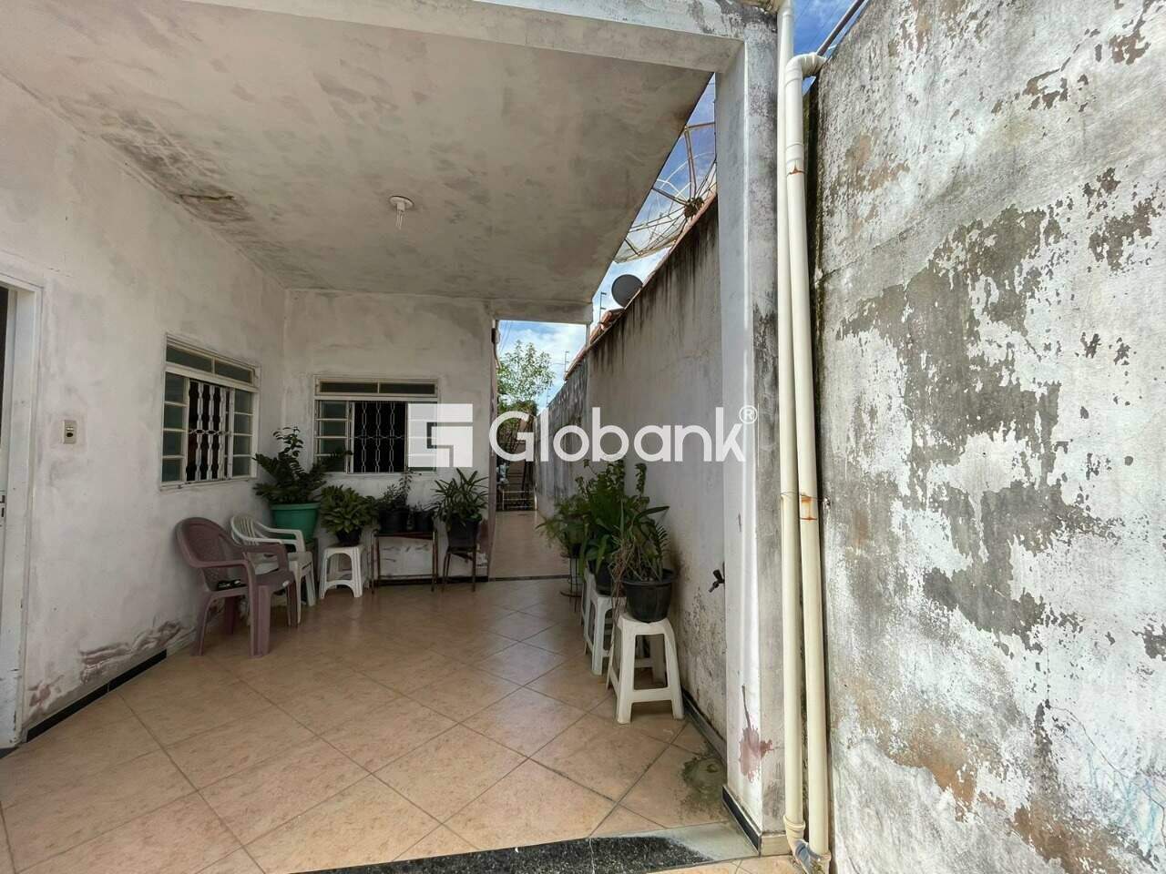 Casa 3 quartos à venda Francisco Peres I 200m² Montes Claros MG: 01 VAGA DE GARAGEM  - CASA 01