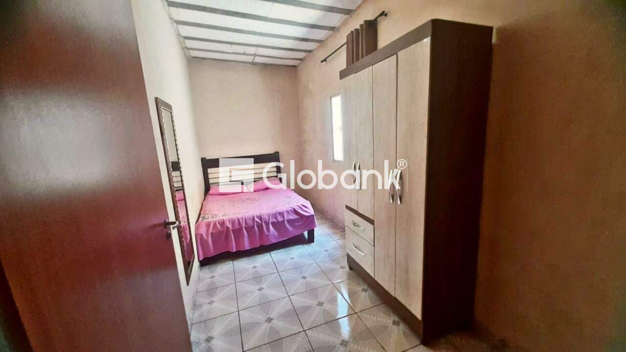 Casa 2 quartos à venda Dona Gregória 60m² Montes Claros MG: DORMITORIO