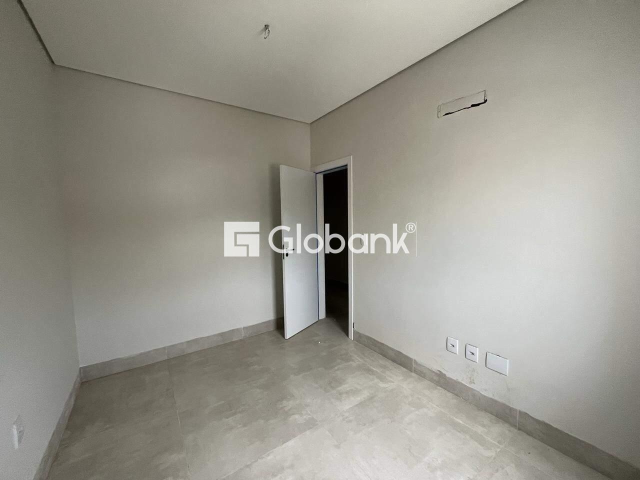 Casa 4 quartos à venda Ibituruna 200m² Montes Claros MG: DORMIT RIO 04