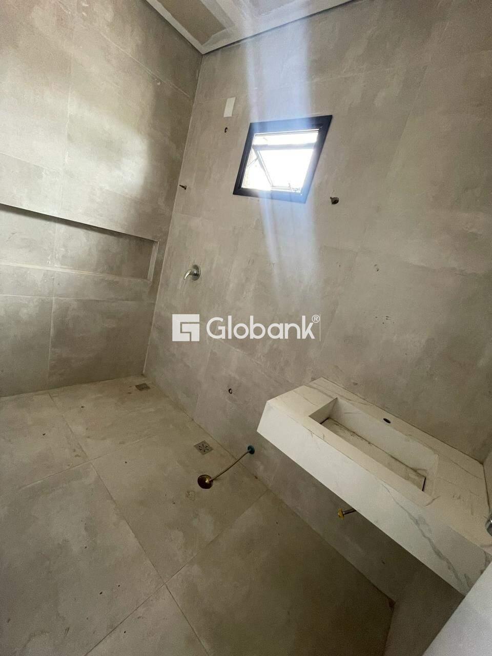 Casa 4 quartos à venda Ibituruna 200m² Montes Claros MG: LAVABO