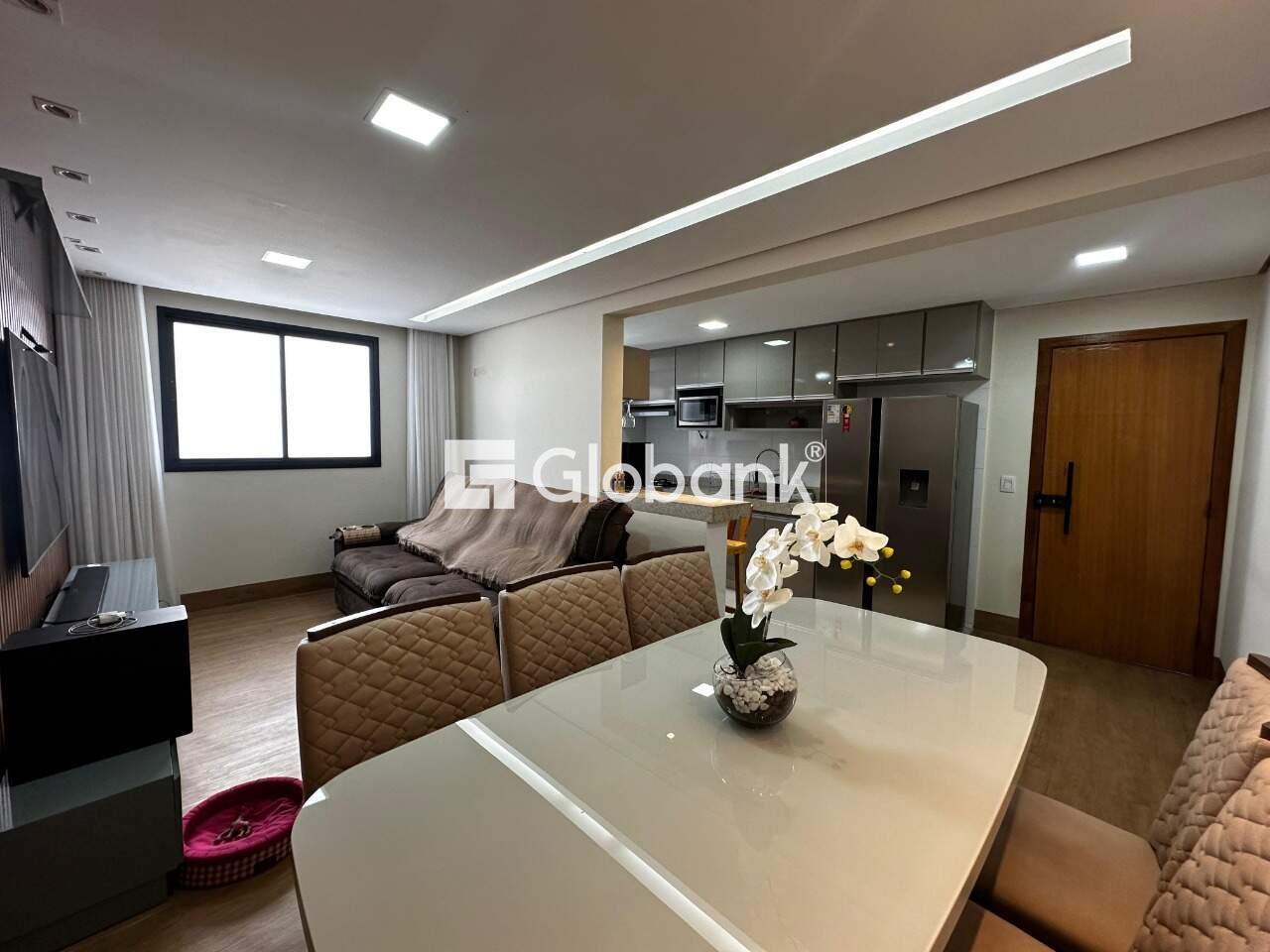 Apartamento 2 quartos à venda Funcionários 73m² Montes Claros MG: Sala