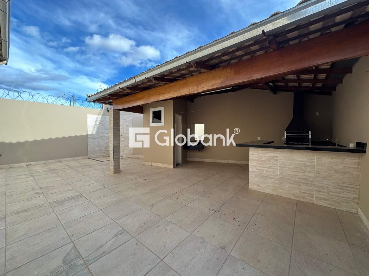 Casa 3 quartos à venda Planalto 240m² Montes Claros MG: 82ce74c4-0edf-4c03-8aa2-8f8548f96fb1