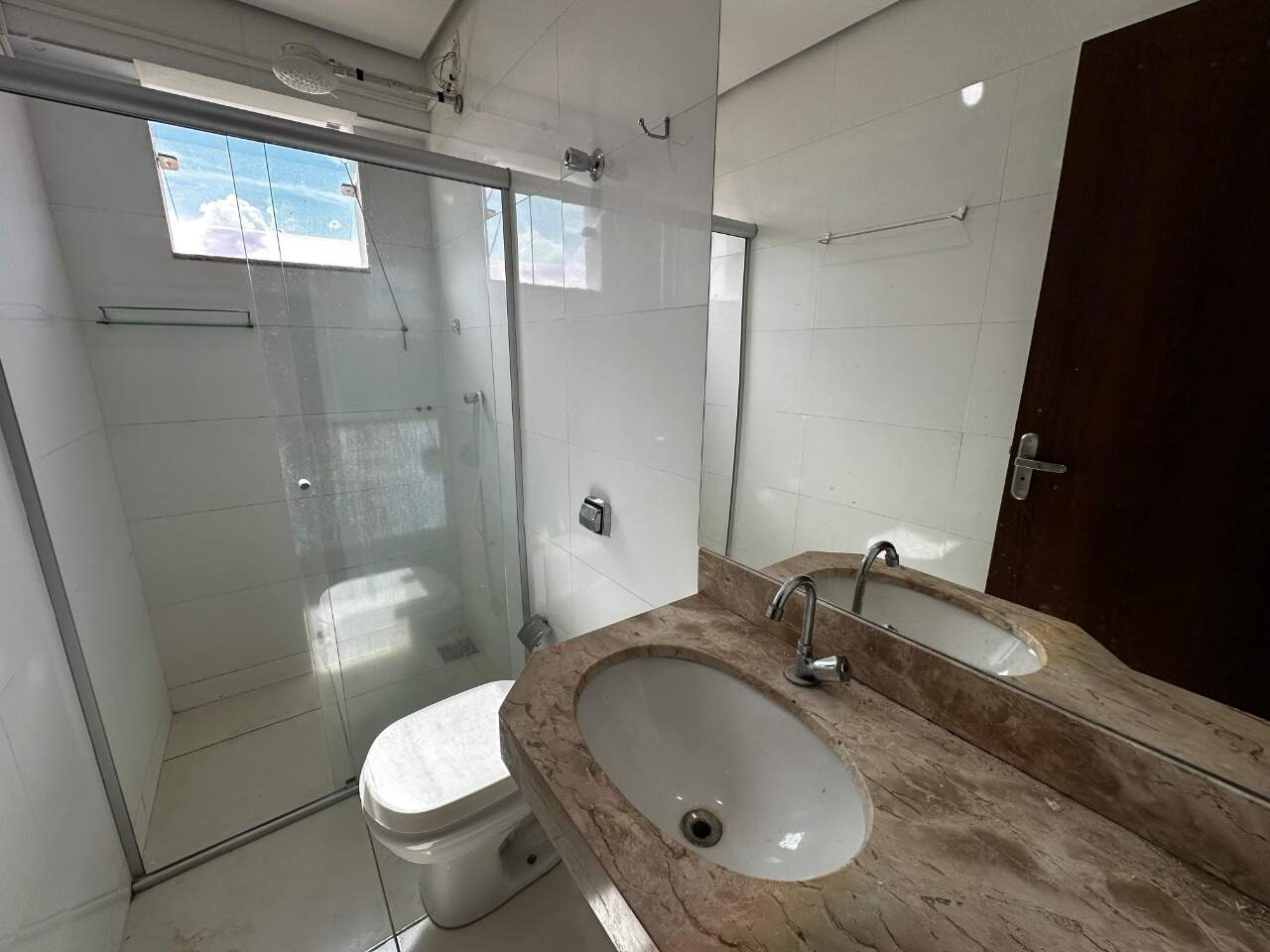 Apartamento 2 quartos para aluguel Vera Cruz 55m² Montes Claros MG: Banheiro Social