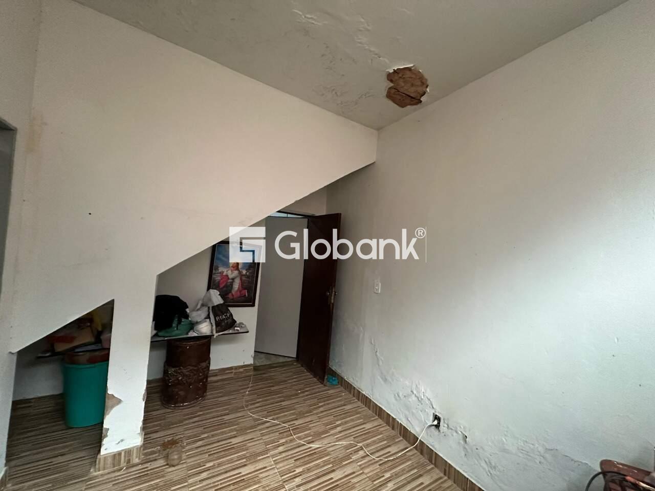 Casa 3 quartos à venda Vila Guilhermina 150m² Montes Claros MG: sala