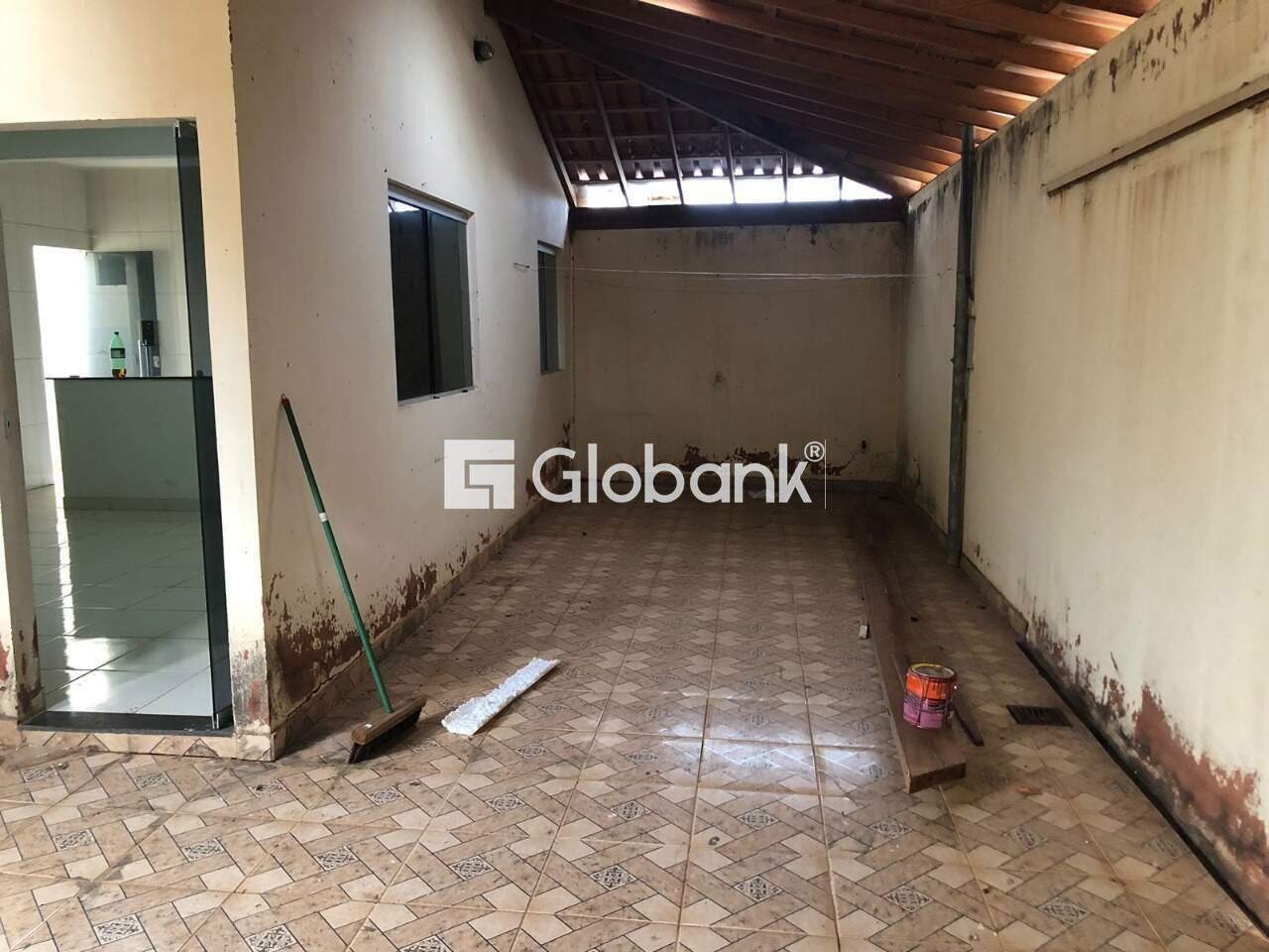 Casa 3 quartos à venda Vila Sion 100m² Montes Claros MG: Entrada
