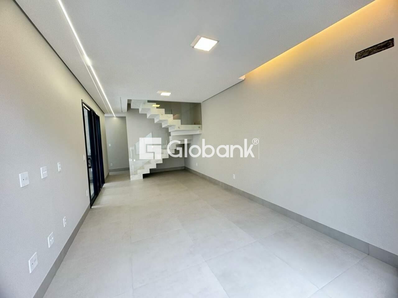 Casa 3 quartos à venda Ibituruna 160m² Montes Claros MG: Sala