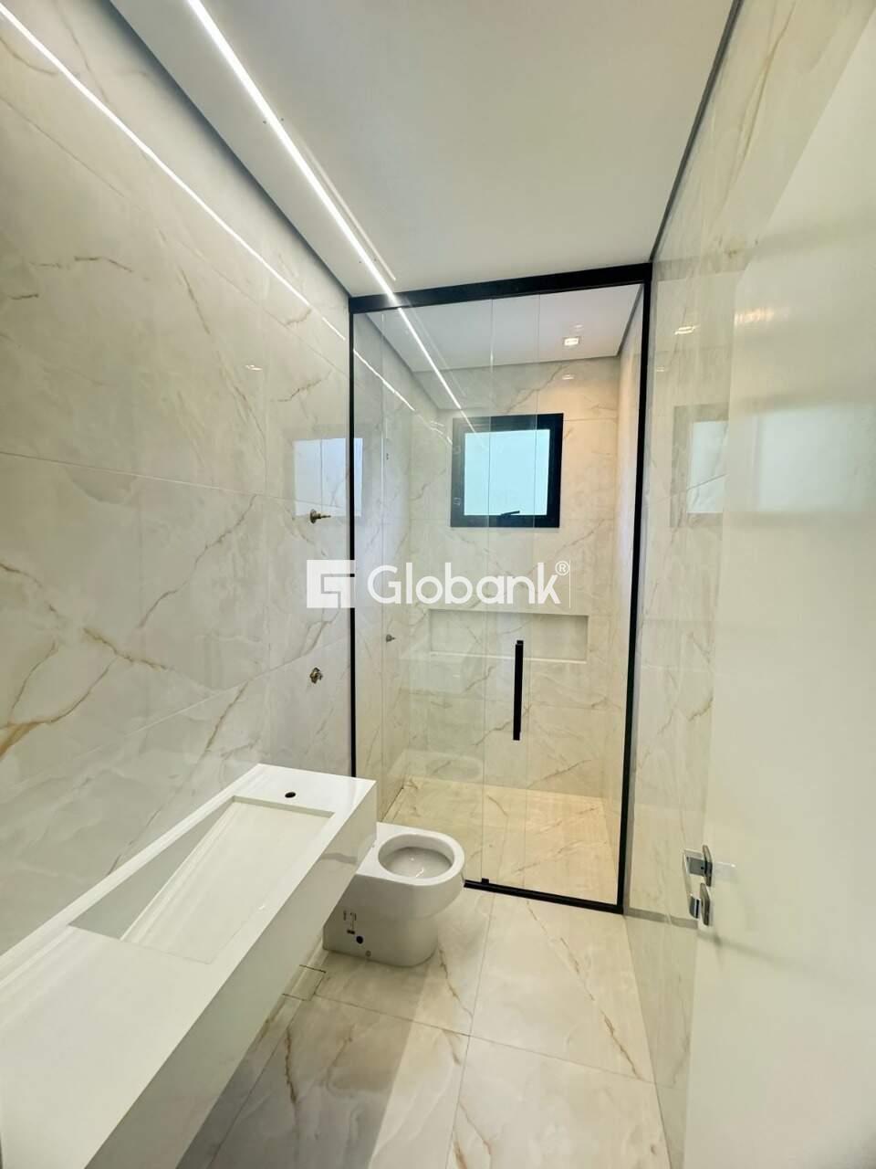 Casa 3 quartos à venda Ibituruna 160m² Montes Claros MG: Banheiro