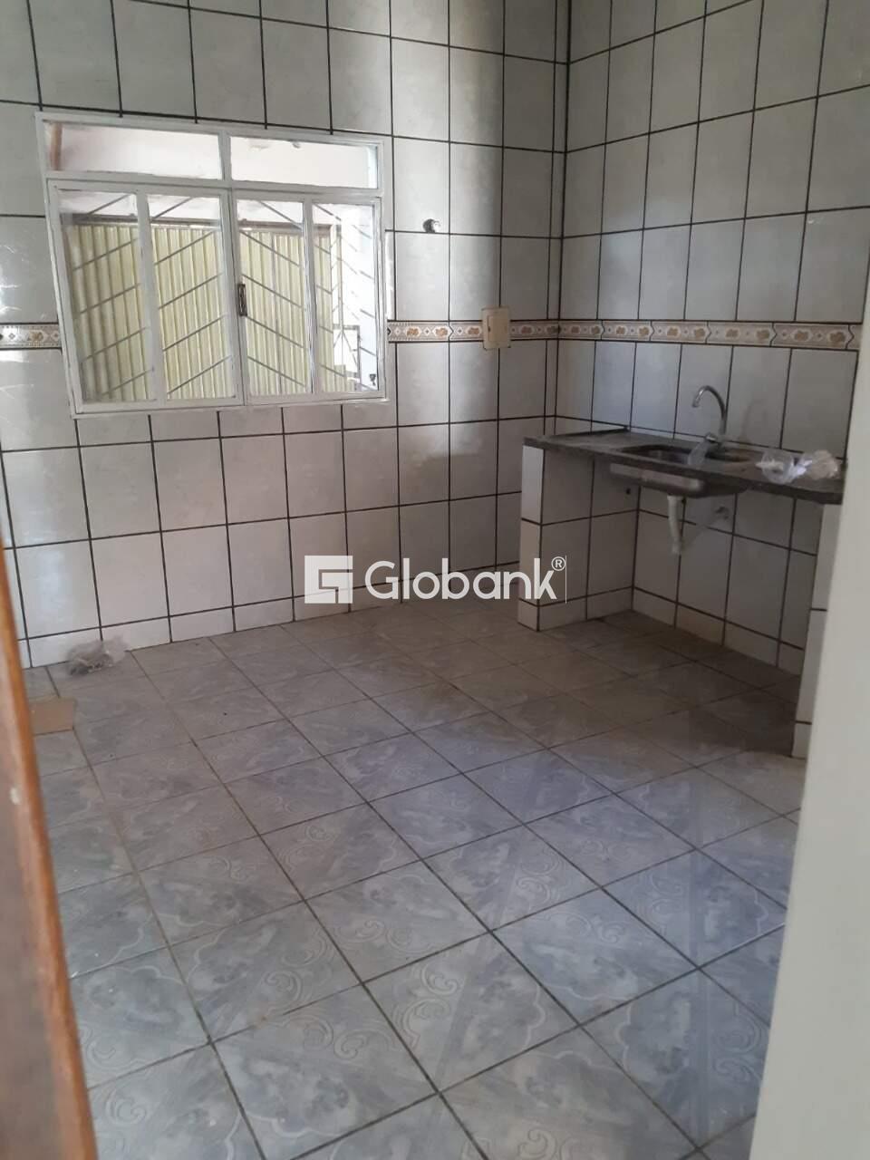 Casa 2 quartos à venda Vila Sion 180m² Montes Claros MG: COZINHA